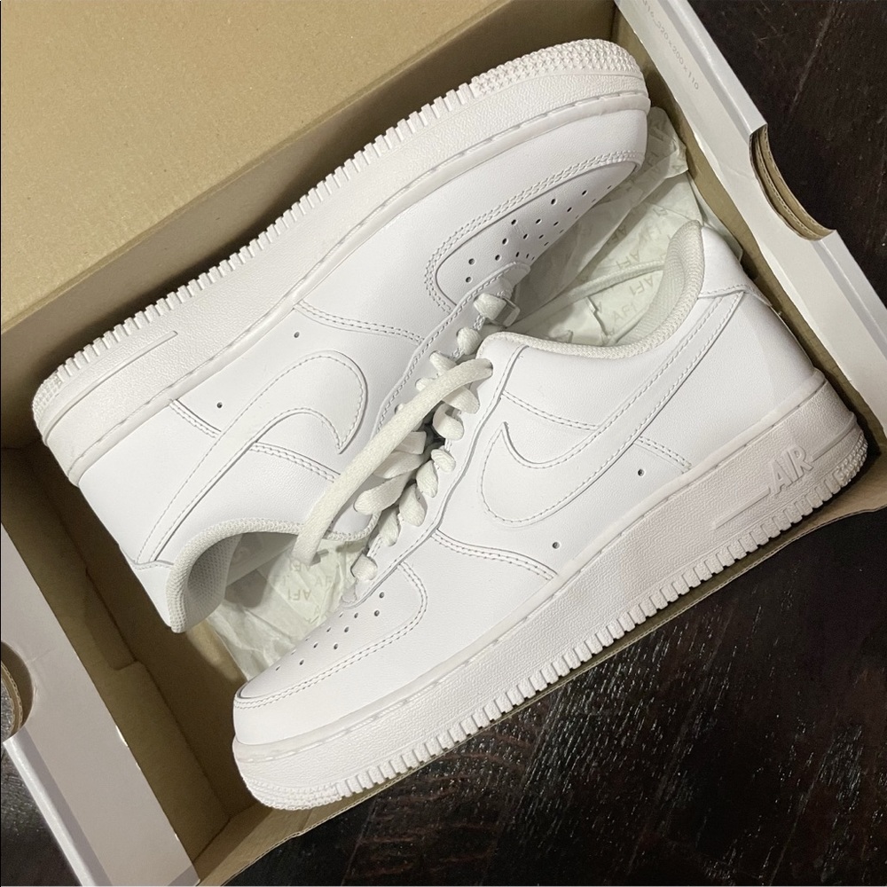 WMNS AIR FORCE 1 ‘07